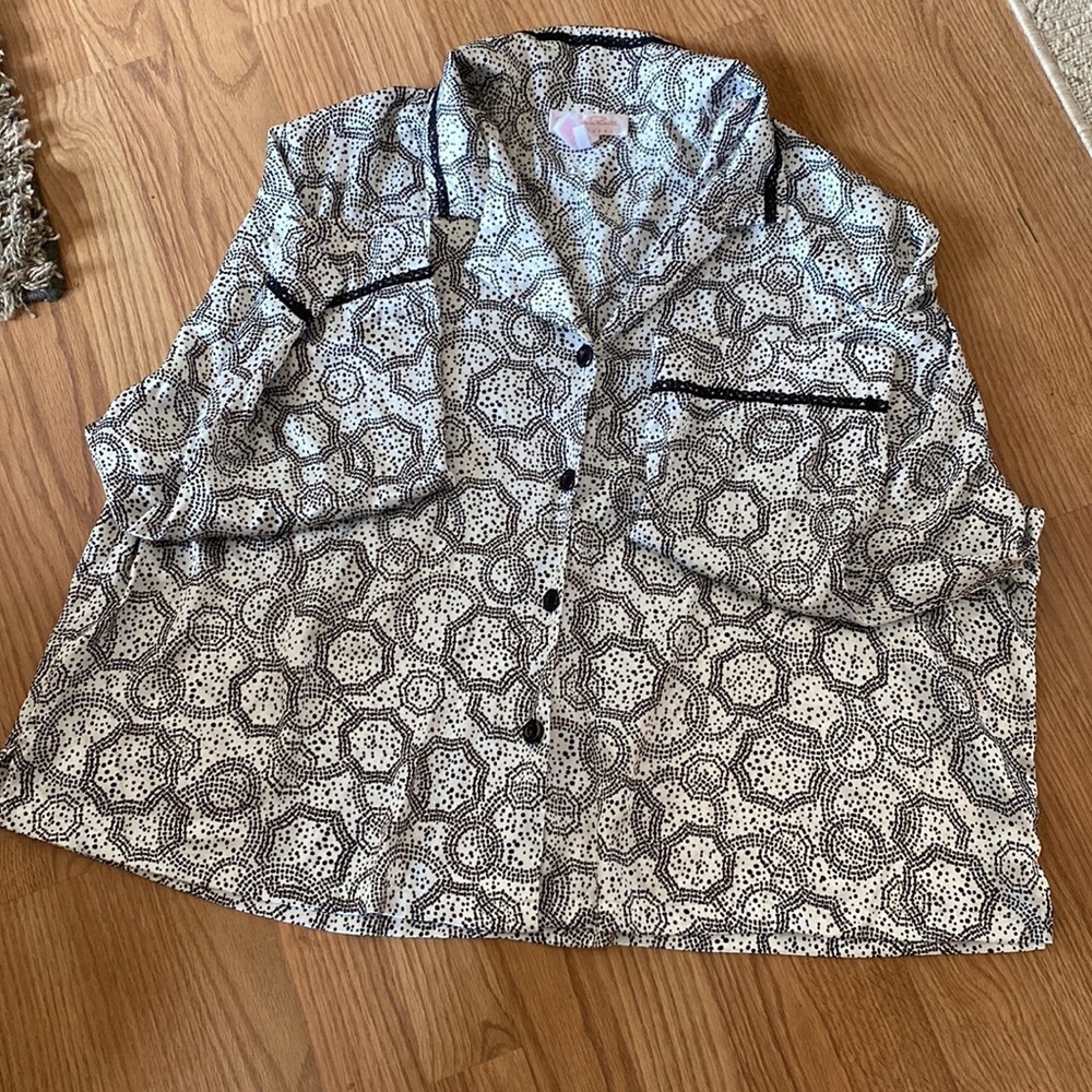 NWOT Oscar de la Renta pjs - Picture 2 of 7